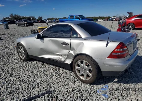 1999 Mercedes-Benz Slk 230 Kompressor z USA, uszkodzony, nr VIN WDBKK47F6XF099868